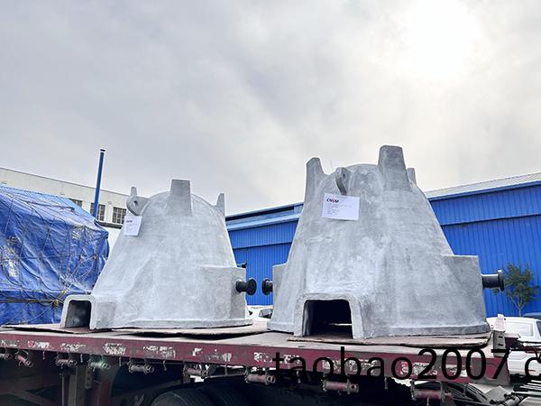 大型(xing)鑄鋼件