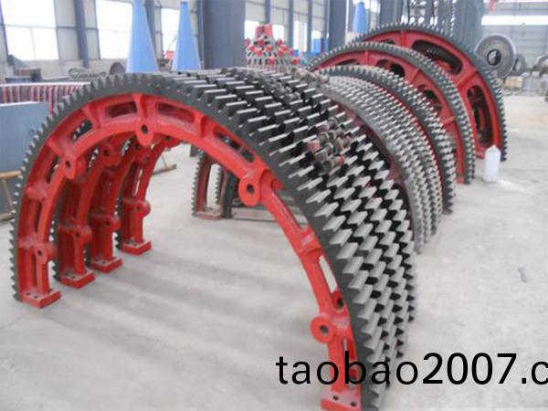 騰(teng)飛鑄鋼(gang)大齒輪 騰飛鑄鋼大齒輪