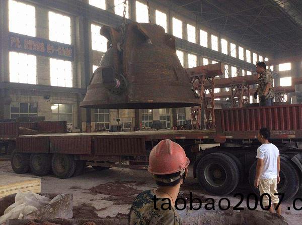 騰飛鑄(zhu)鋼渣鑵裝貨現(xian)場