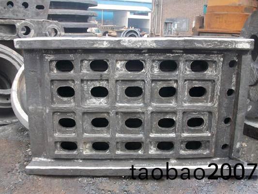 從熔鍊到成型：大型鑄(zhu)造廠對鑄鋼件(jian)牆闆的生産(chan)工藝全解(jie)析