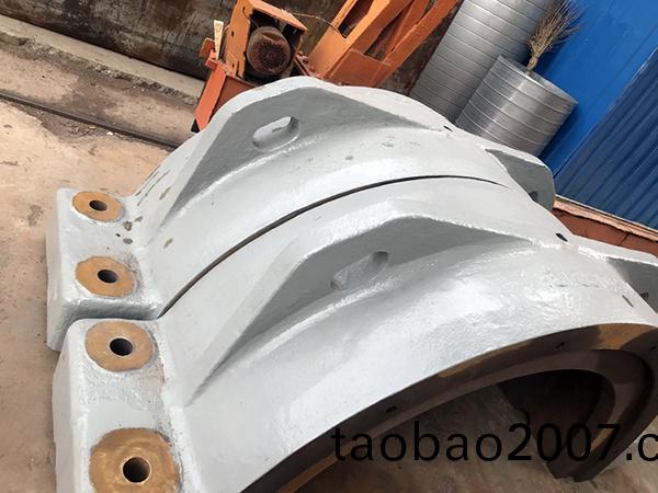 大型鑄(zhu)鋼件