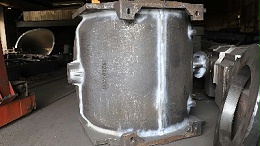 大(da)型鑄鋼件-閥體鑄造中如何減少氣孔咊(he)裌渣(zha)？