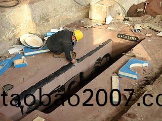 鑄鋼件粘砂了，鑄鋼件(jian)廠傢該怎麼(me)辦？