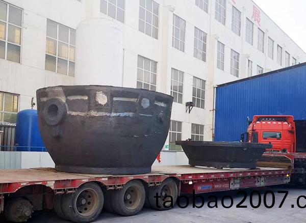 大型(xing)鑄鋼件