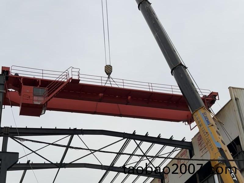 騰飛鑄鋼新廠房(fang)進度條+50%——行車上樑(liang)！