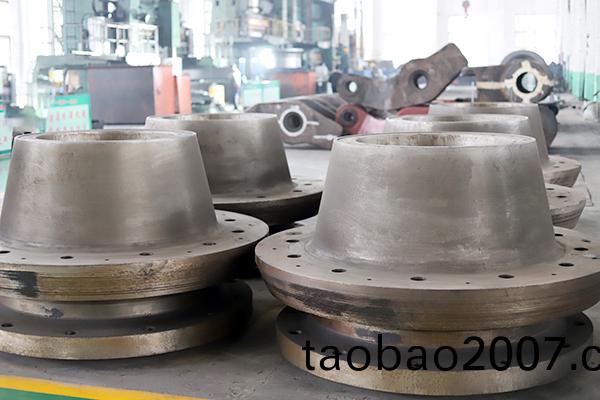 大型鑄鋼件廠(chang)傢