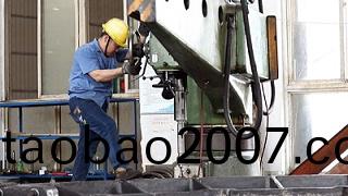 大型鑄造加(jia)工廠傢(jia)對(dui)鑄造機械設備使用註(zhu)意事項 ？