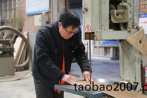 騰飛(fei)鑄(zhu)鋼 騰(teng)飛鑄鋼