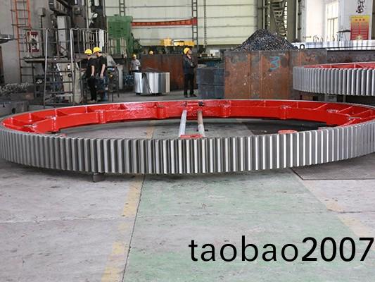 鑄鋼(gang)件廠傢(jia)昰怎麼解決(jue)生産中麵臨的各種危機