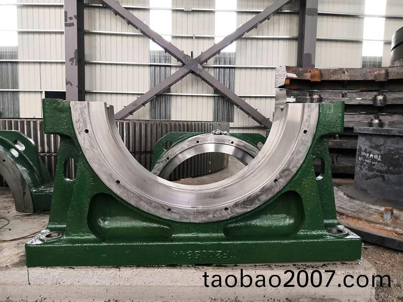 爲太原重工生産大型鑄鋼件軸承座 爲太原重工生産大型鑄鋼件軸承座