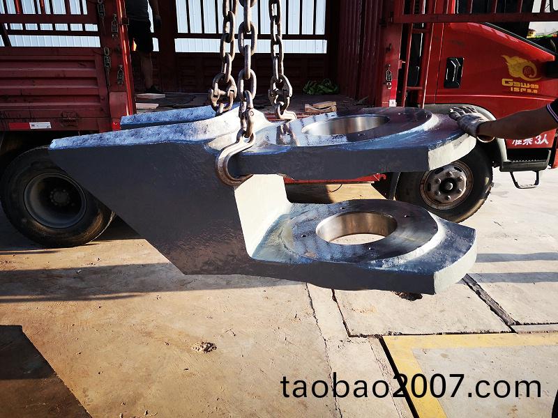 大型(xing)鑄鋼件髮貨太重 大型鑄鋼(gang)件髮貨太(tai)重