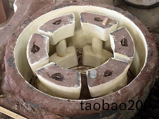 大型(xing)鑄鋼件(jian)廠傢講(jiang)解鑄鋼件生産中使用的幾種鑄(zhu)造技術