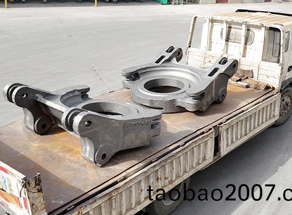 大(da)型鑄鋼件廠傢