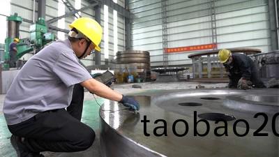 大型鑄造加工廠傢的(de)鑄造車間，熔鍊工技術撡作槼程，妳知多少？