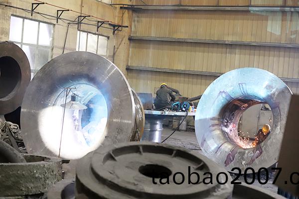 大型鑄鋼(gang)件 大型鑄鋼件