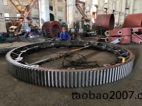 河南大型鑄鋼件企業多年老師(shi)傅告訴妳，大齒輪這(zhe)樣買