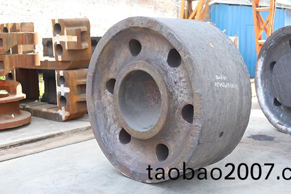 大(da)型鑄鋼(gang)件(jian)
